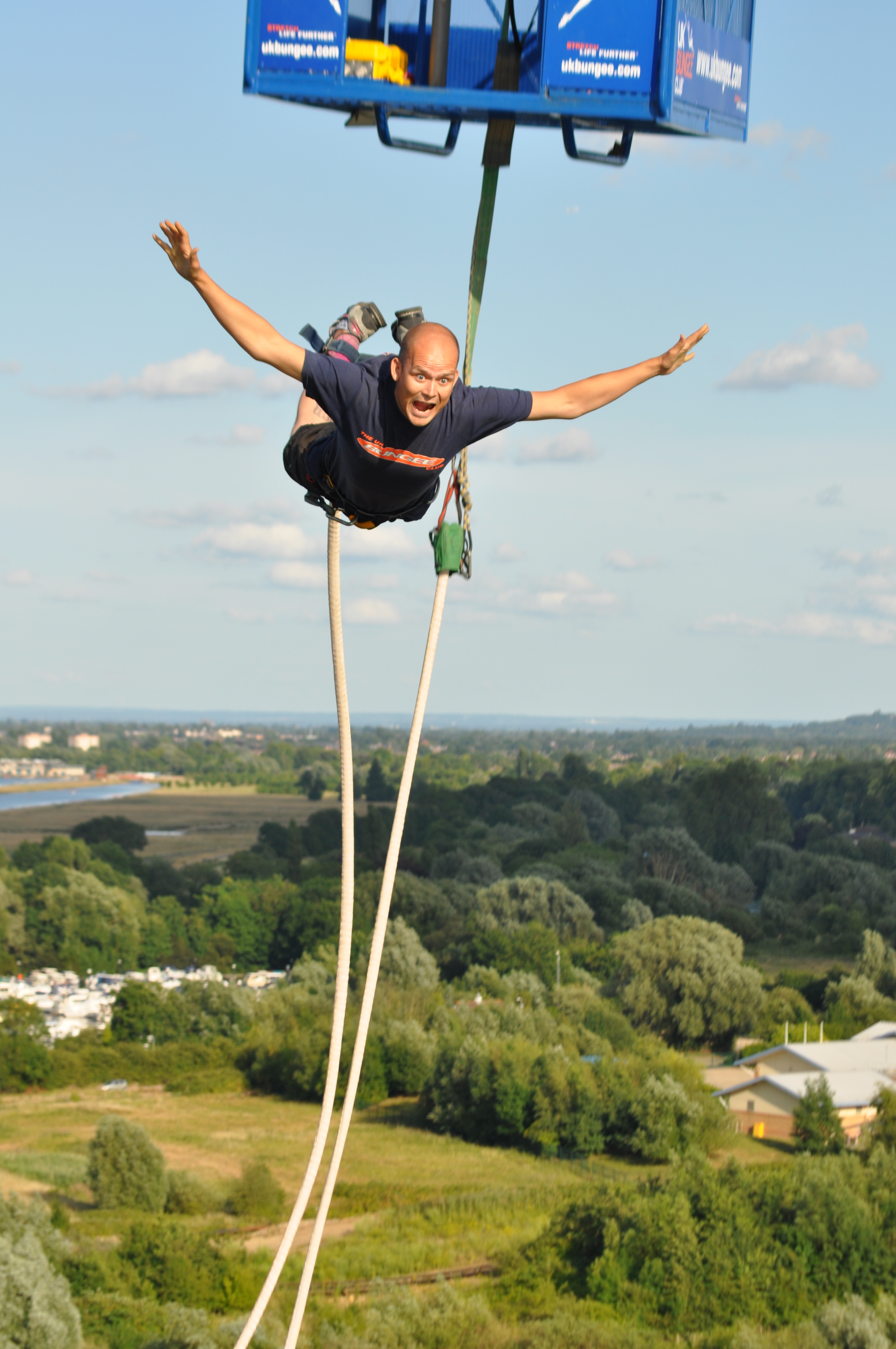 Bungee jumper